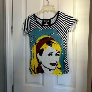 Paris Hilton short sleeve tee